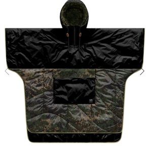 NWT Rumpl x A/Div NanoLoft® Packable Puffy Poncho